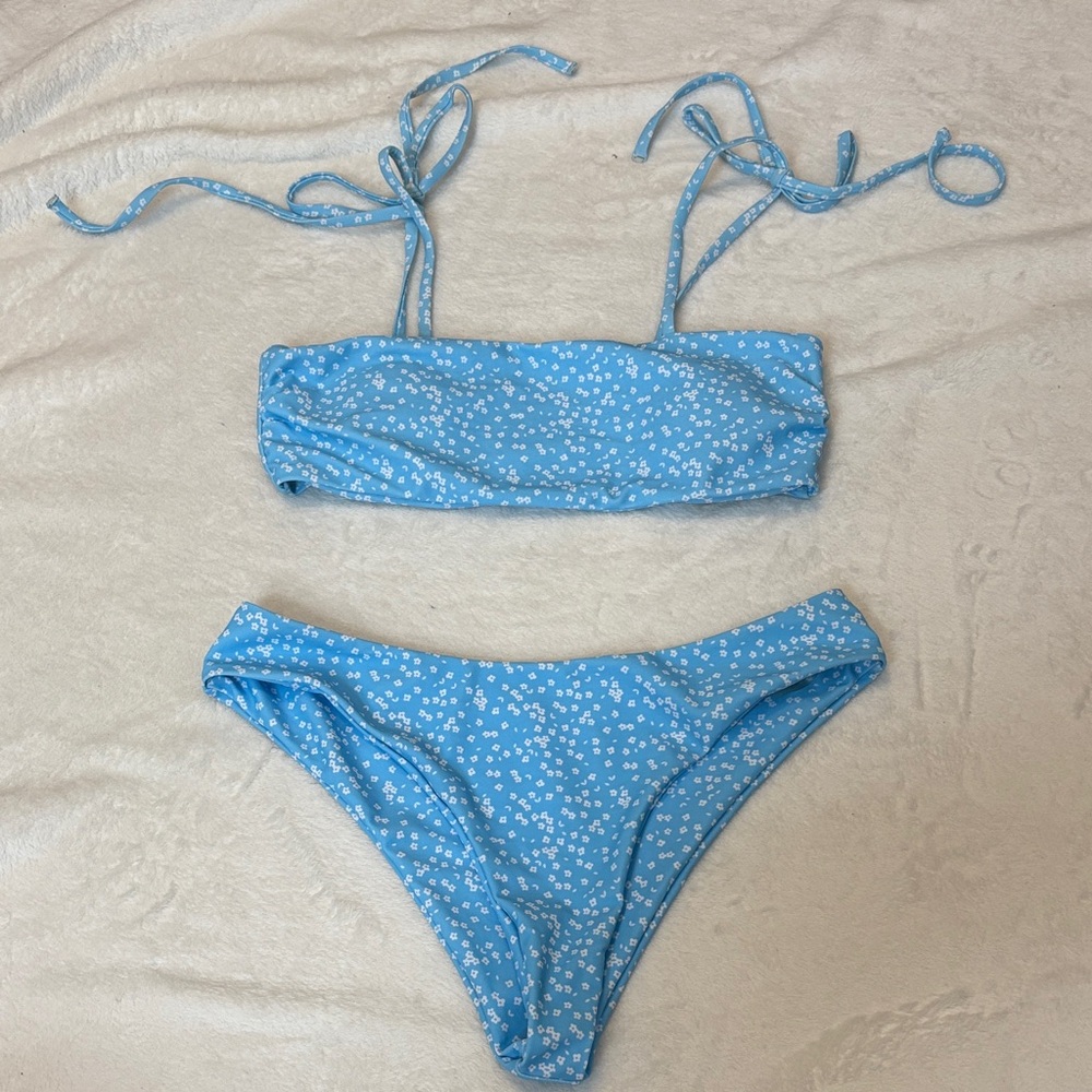 SHEIN Light Blue Floral Bikini